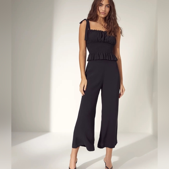 Aritzia Pants & Jumpsuits Aritzia Wilfred Faun Pants In Sage Green